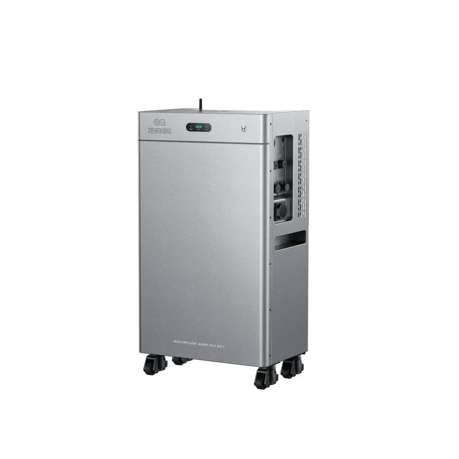 Zendure SolarFlow 4000 Mix AC+ Heimspeichersystem in silbernem Design mit Rollen für einfachen Transport.