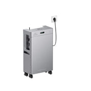 Zendure SolarFlow 4000 Mix AC+ Heimspeichersystem in silber mit Steckdose, mobil und praktisch.