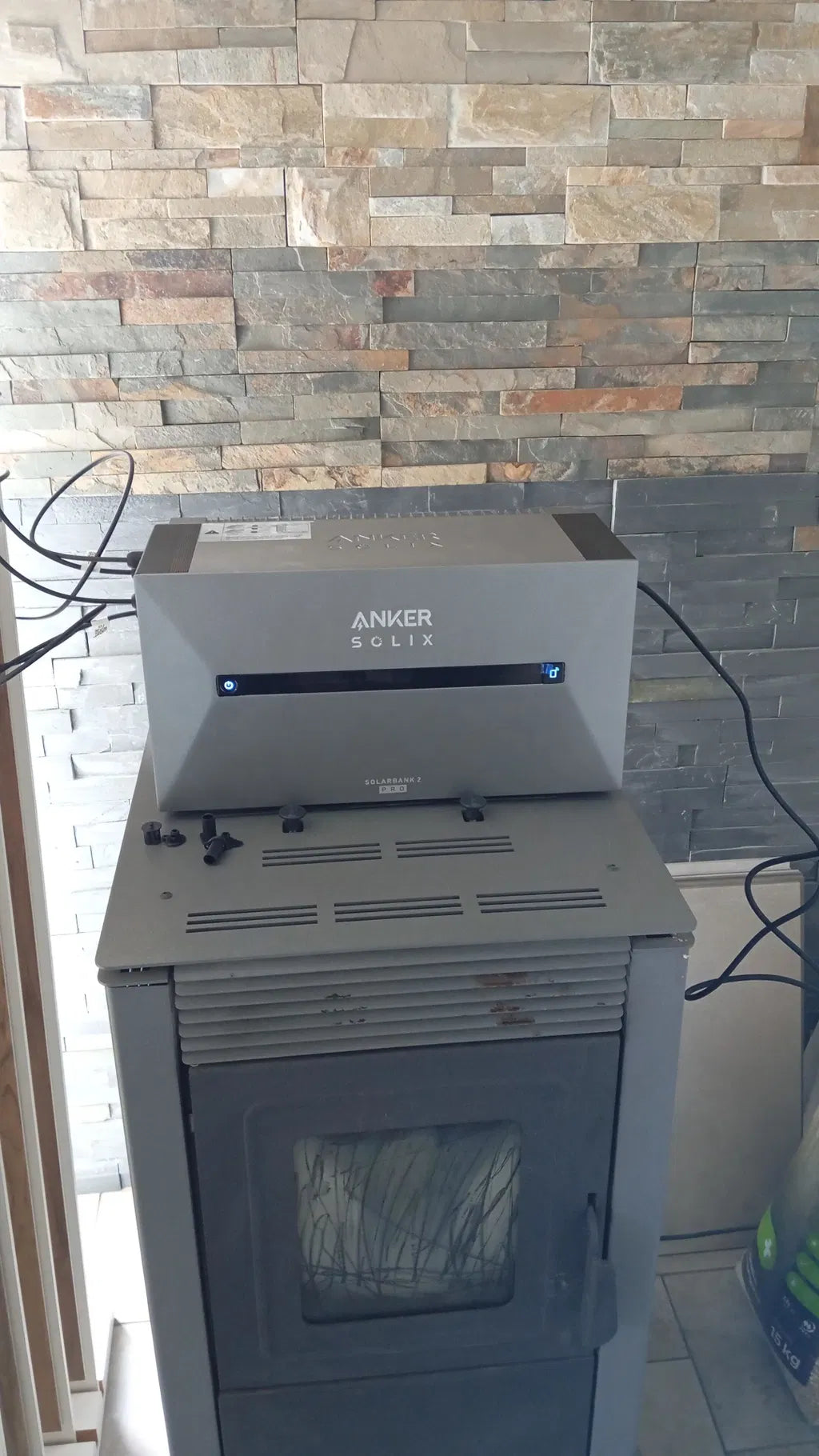 Anker SOLIX Solarbank 2 Pro in einer Inneninstallation